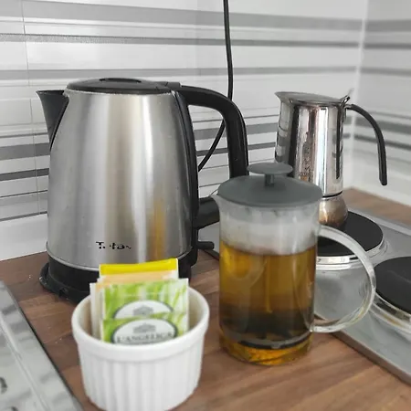 M&r Studio, And Town! * 풀라