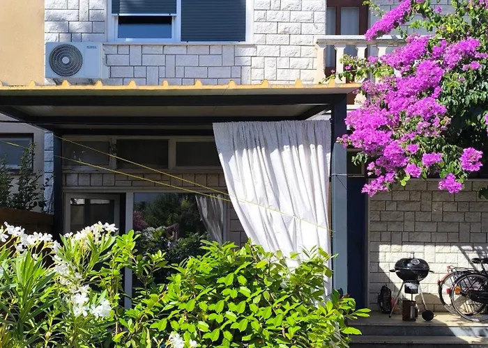 Appartement M&r Studio, And Town! Pula