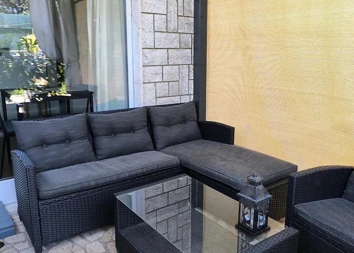 M&r Studio, And Town!